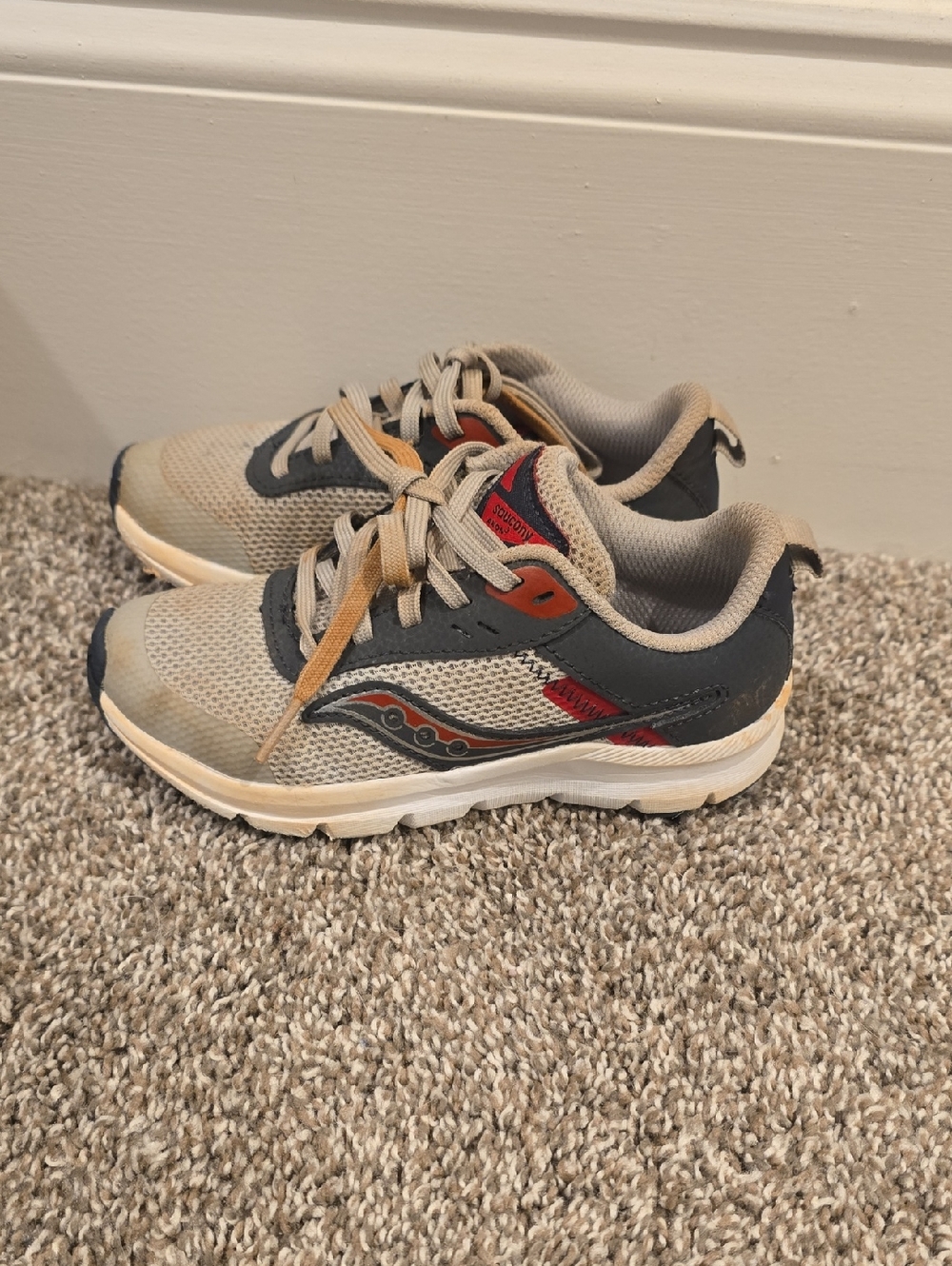 Saucony Kids Beige, Navy and Red Mesh Sneakers